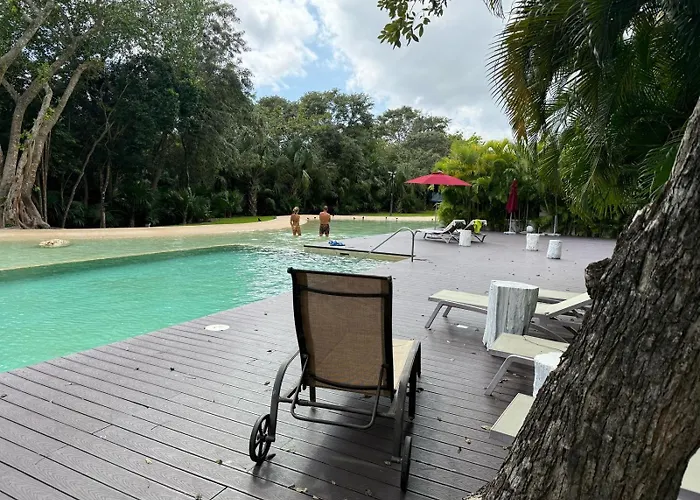 Luxury Golf , Club Access , 2br 3ba ,corasol Apartment *